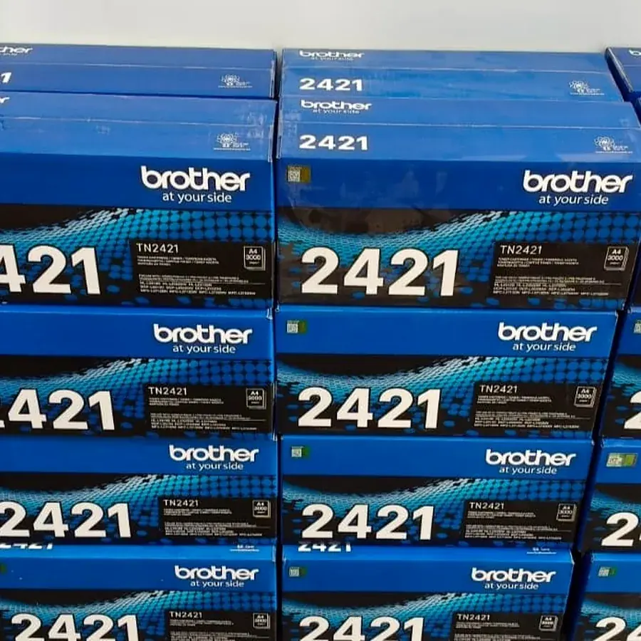 Stivă de tonere Brother TN-2421 în cutii albastre sigilate